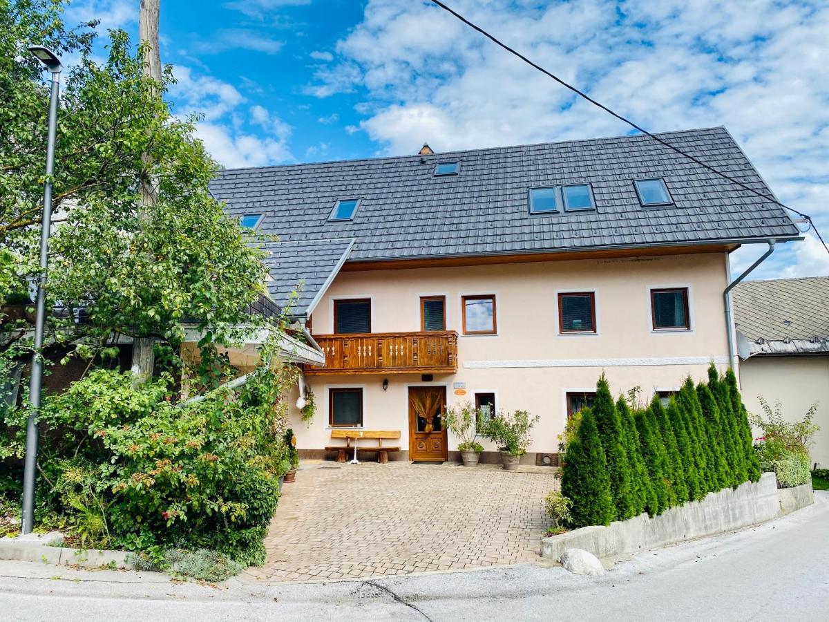 Guesthouse Sabine - Pr' Skminc Бохинийска Бела Екстериор снимка